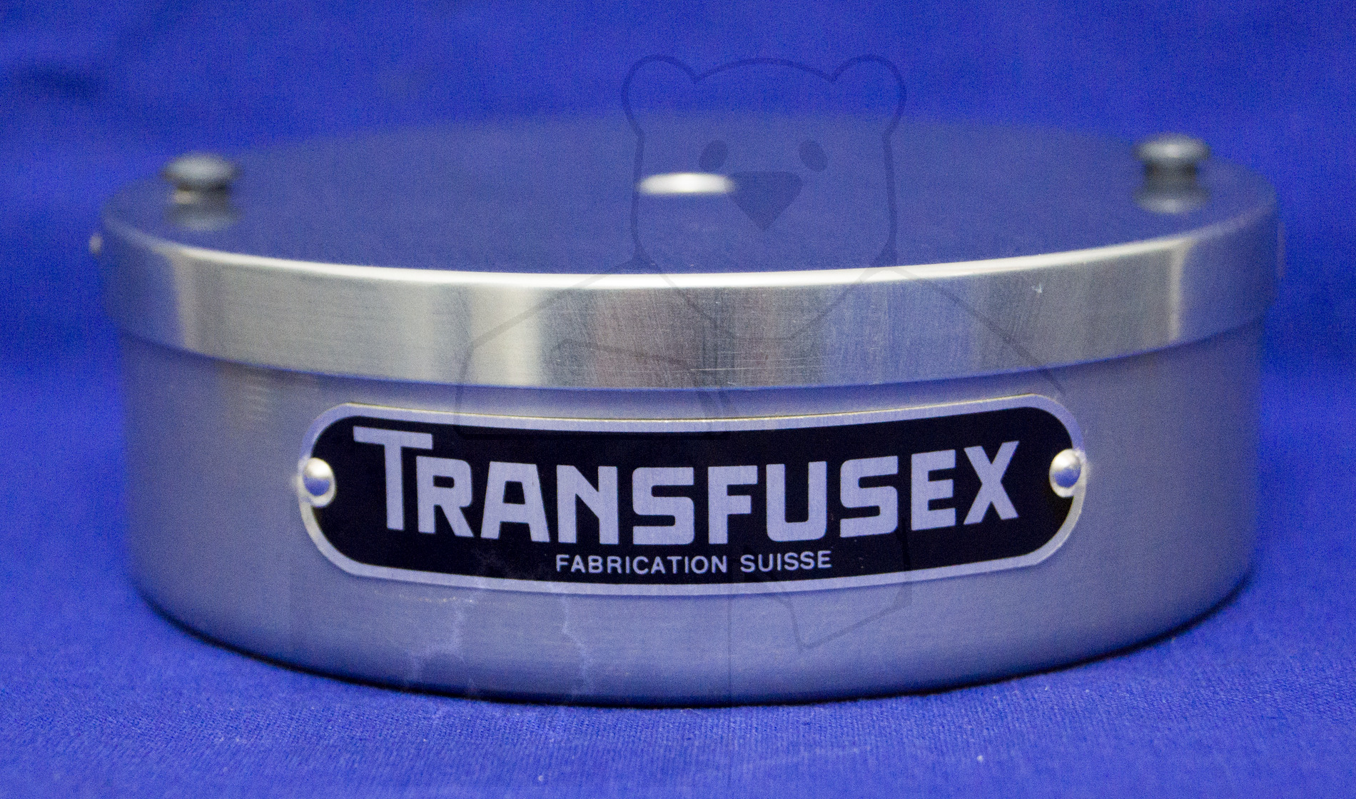 Bluttransfusion mit der Blutpumpe "Transfusex", Geschlossene Box, seitlich